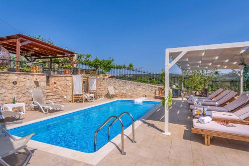 Villa Tresor in Áyios Yeóryios
