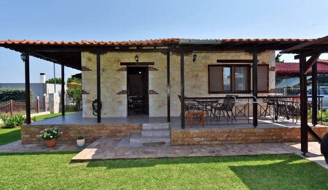Villa Trifon by RentalsPro - Nea Potidaia Halkidiki in Potidaia