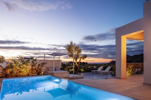 Villa Venetiko - Refined Minimalist Villa with Sunset Bliss by etouri in Chania