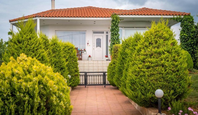 Vineyard Country House with Panoramic Seaview in Alexandroupoli