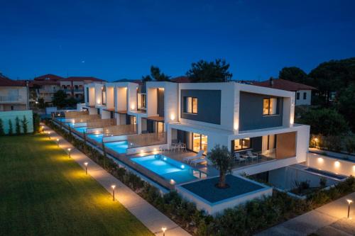 Viridian Exclusive Villas in Sarti