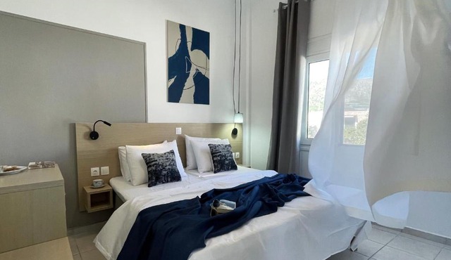 Vista Mare 1 - double room by the sea in Koutsourás