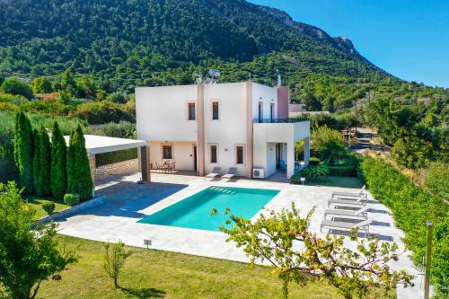 Vlasis' Eden Villa in Sálakos