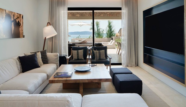 W Costa Navarino in Pylos-Nestoras