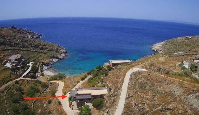 Waterfront house, super-quiet location, almost private beach in KEA