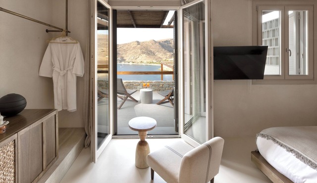 Yfes in Kithnos