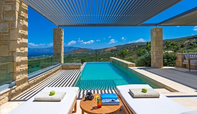 Youphoria Sea View Villas in Kissamos