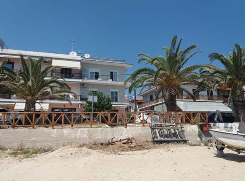 Zefis Appartment in Ouranoupoli