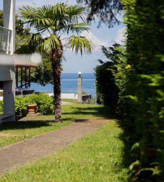 Zeusplace Seaside Home private beach and parking in Plaka Litochorou