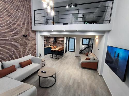 ZOE LOFT in Kavála