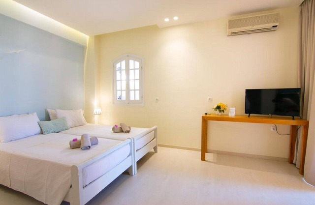 Bellevue Suites Studio 2 with Pool View in Agios Nikolaos