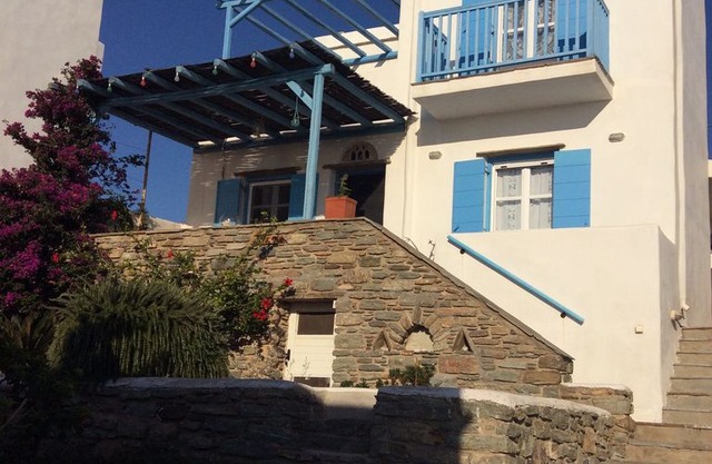 HOUSE BY THE SEA.AGIOS SOSTIS.TINOS. in Tinos