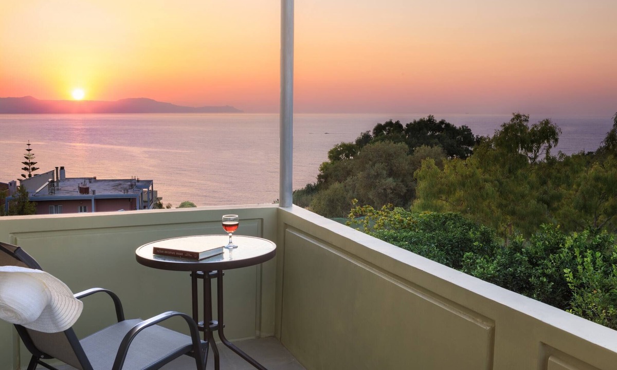 Halepa Villa | Koralia - Chania's Card Postal Villa Majestic View