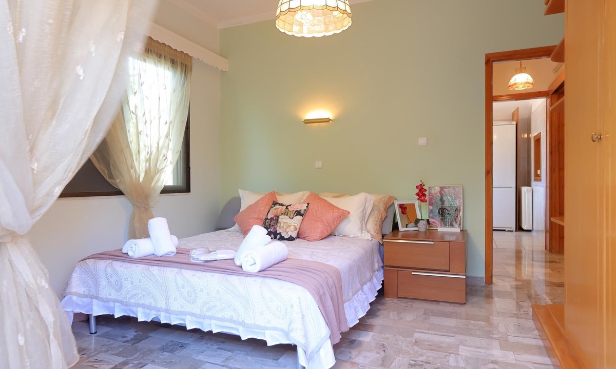 Saronikos Apartment | Best House Secret Garden Home Lagonisi Attiki