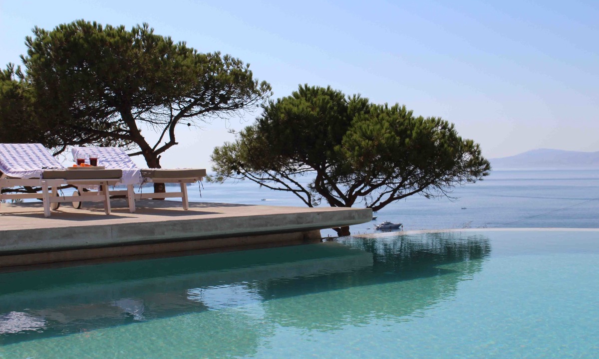 Mykonos Town House | Cloud Blue