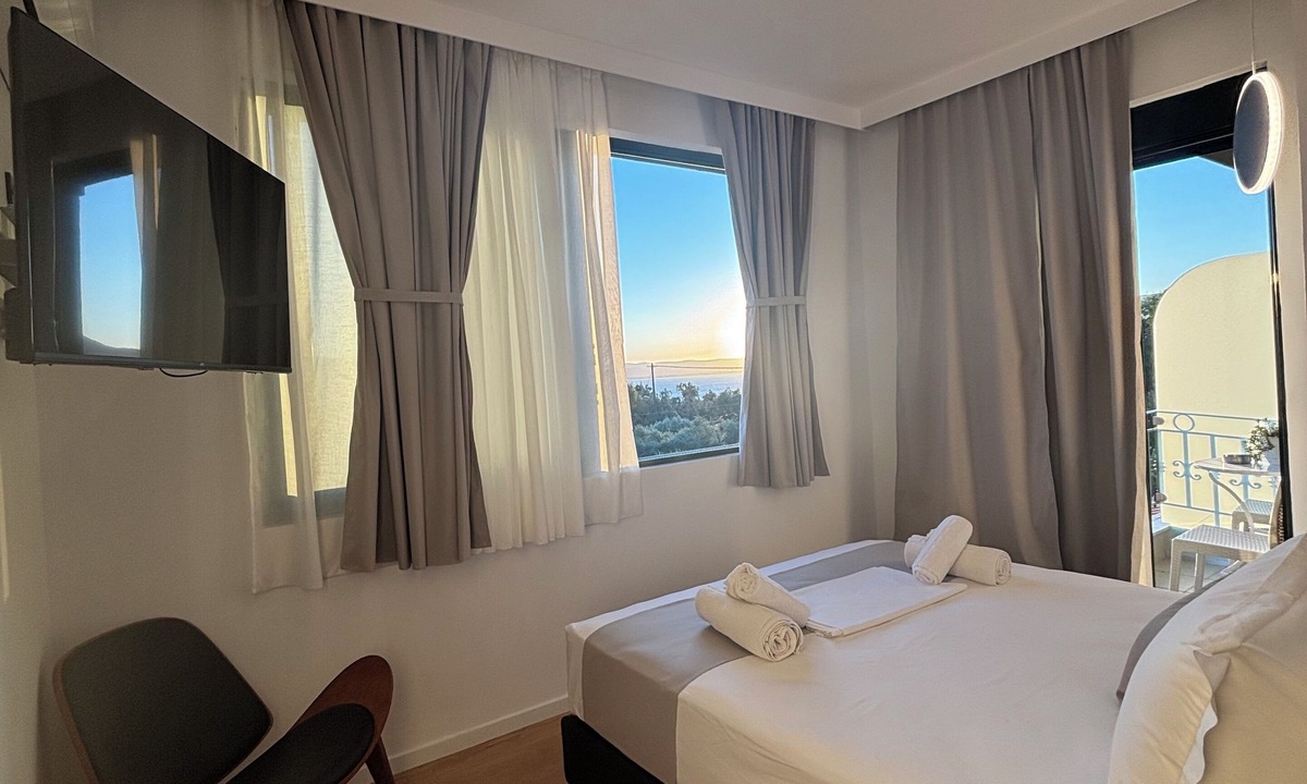 Pirgi House | Ampoulos Rooms & Apartments