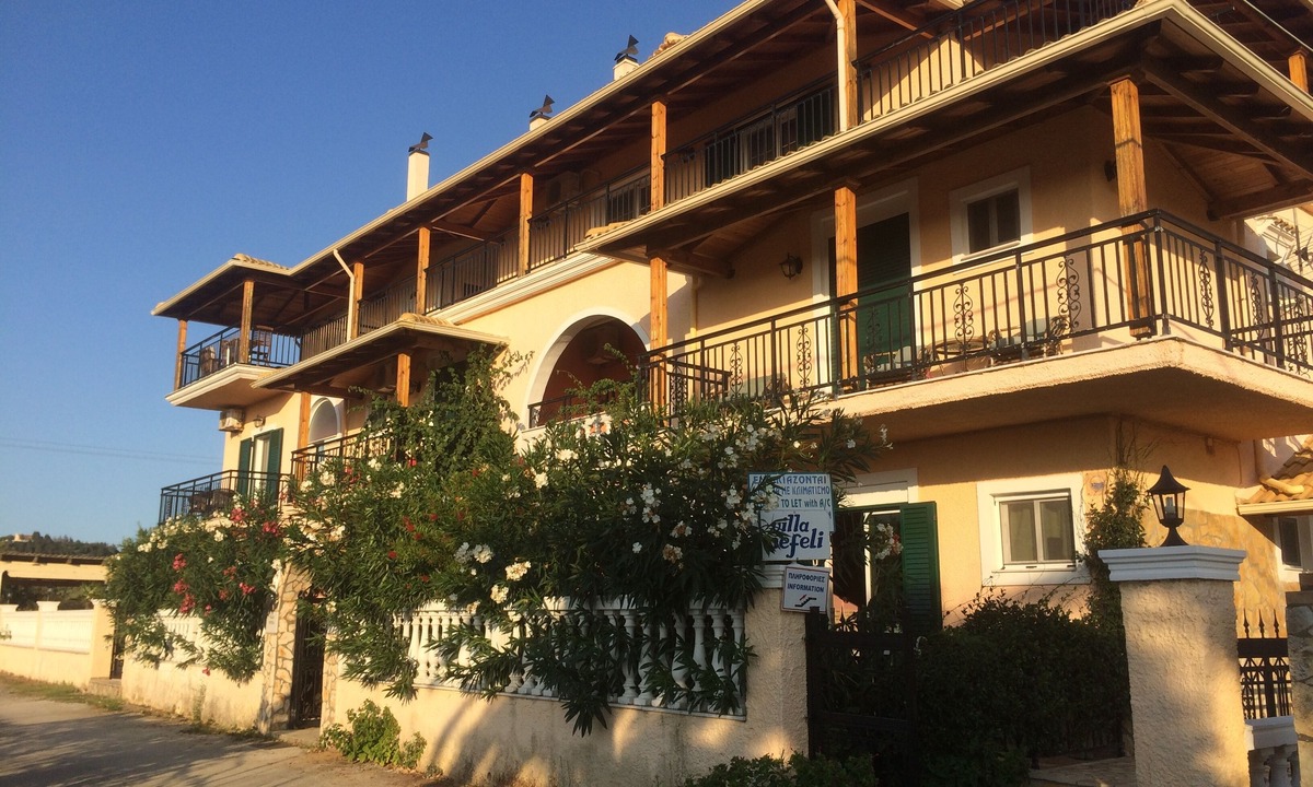 Ag. Georgios Apartment | Villa Nefeli