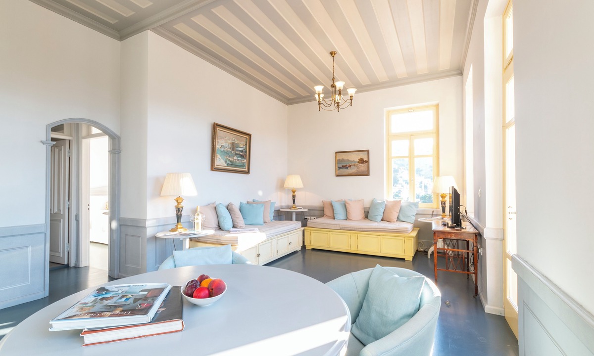 Symi Hotel | The Old Markets