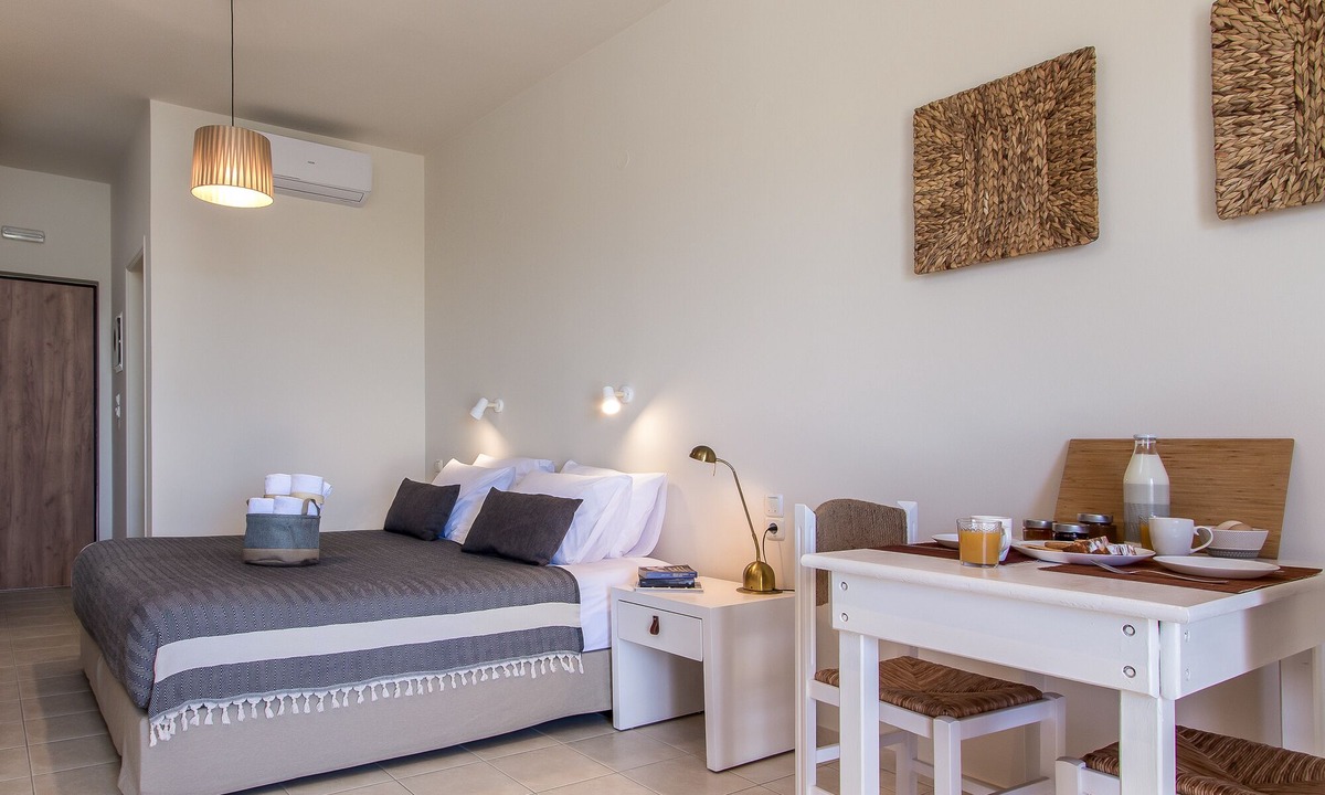 Galatas House | Kanso Rooms