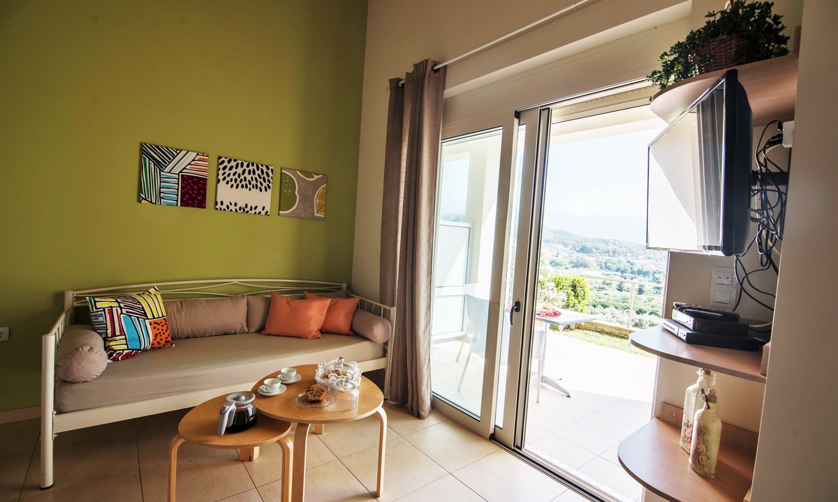 Agia Hotel | Aksos suites Accessible Accommodation