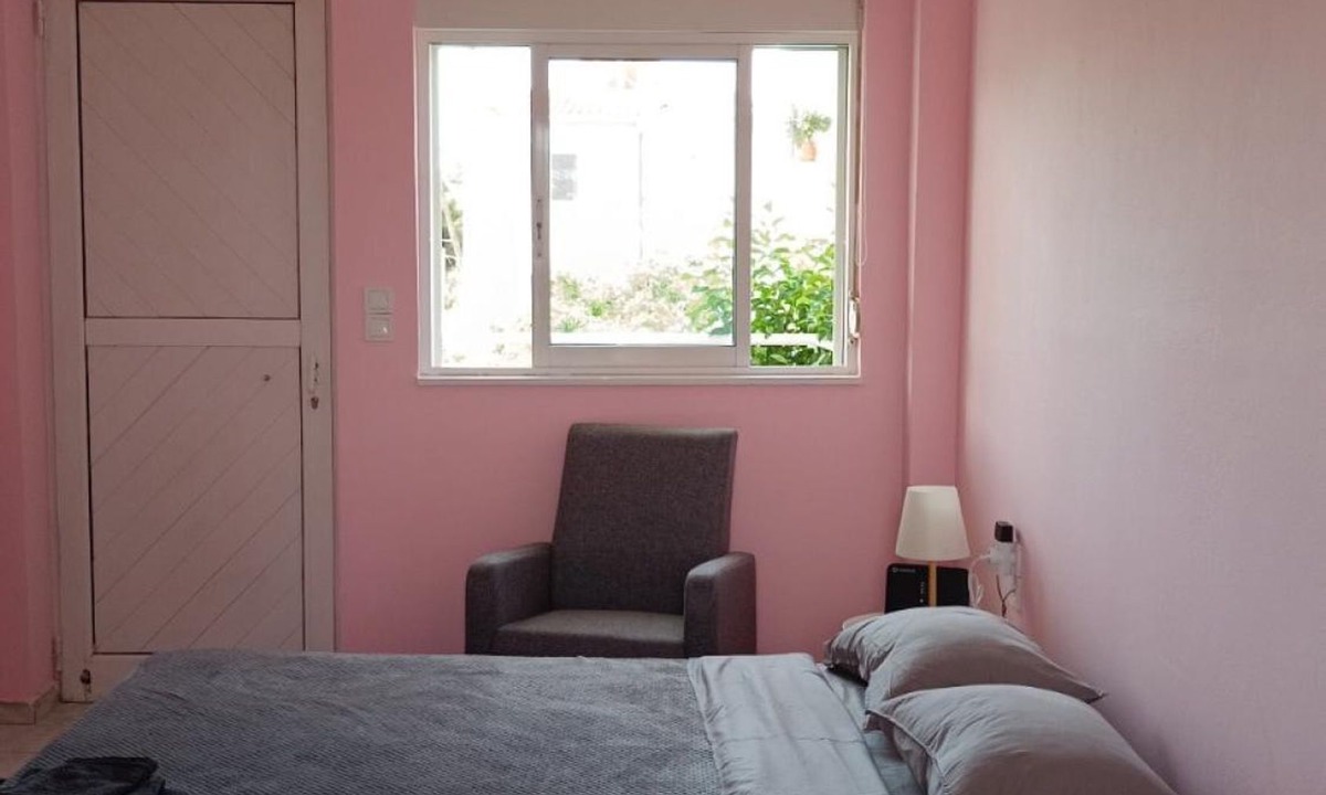 Koukouli Apartment | Tiny Studio Patra