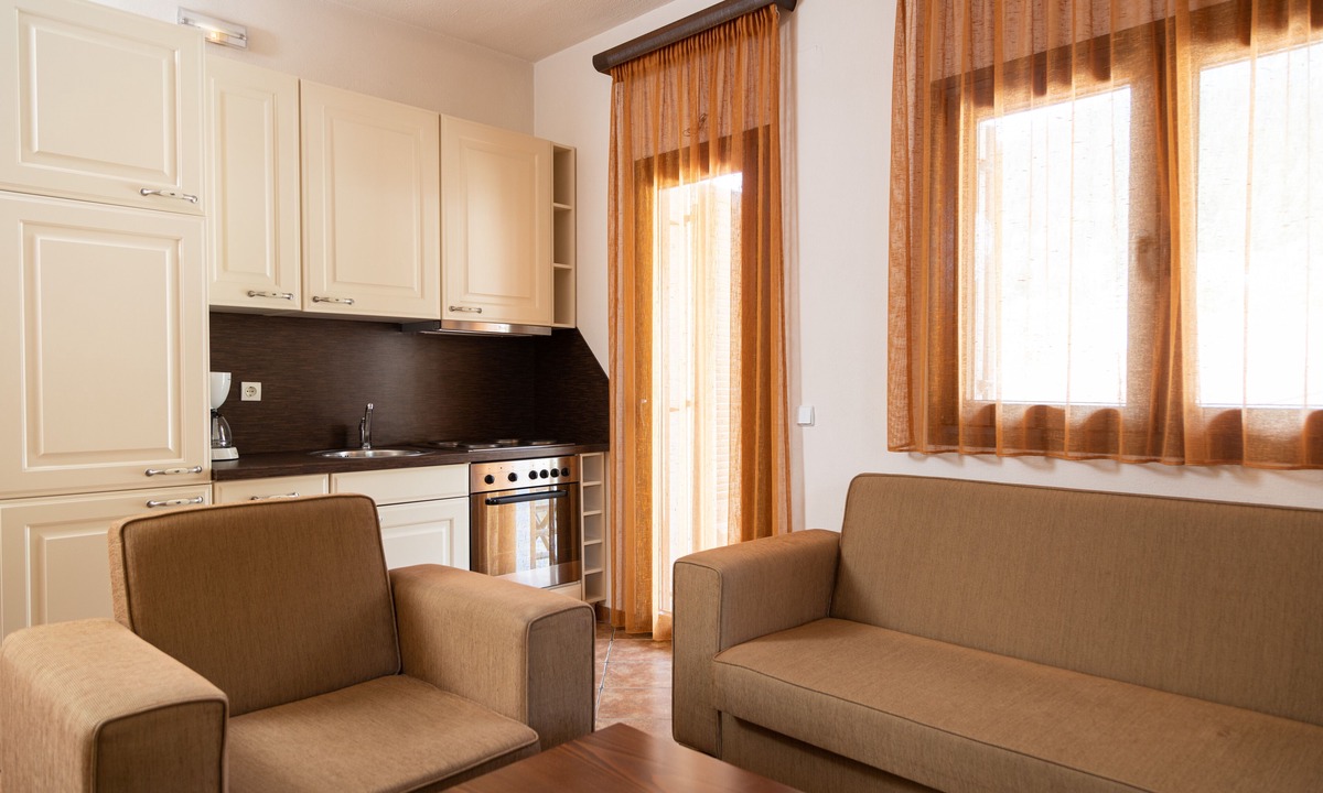 Elati House | Evilion Suites