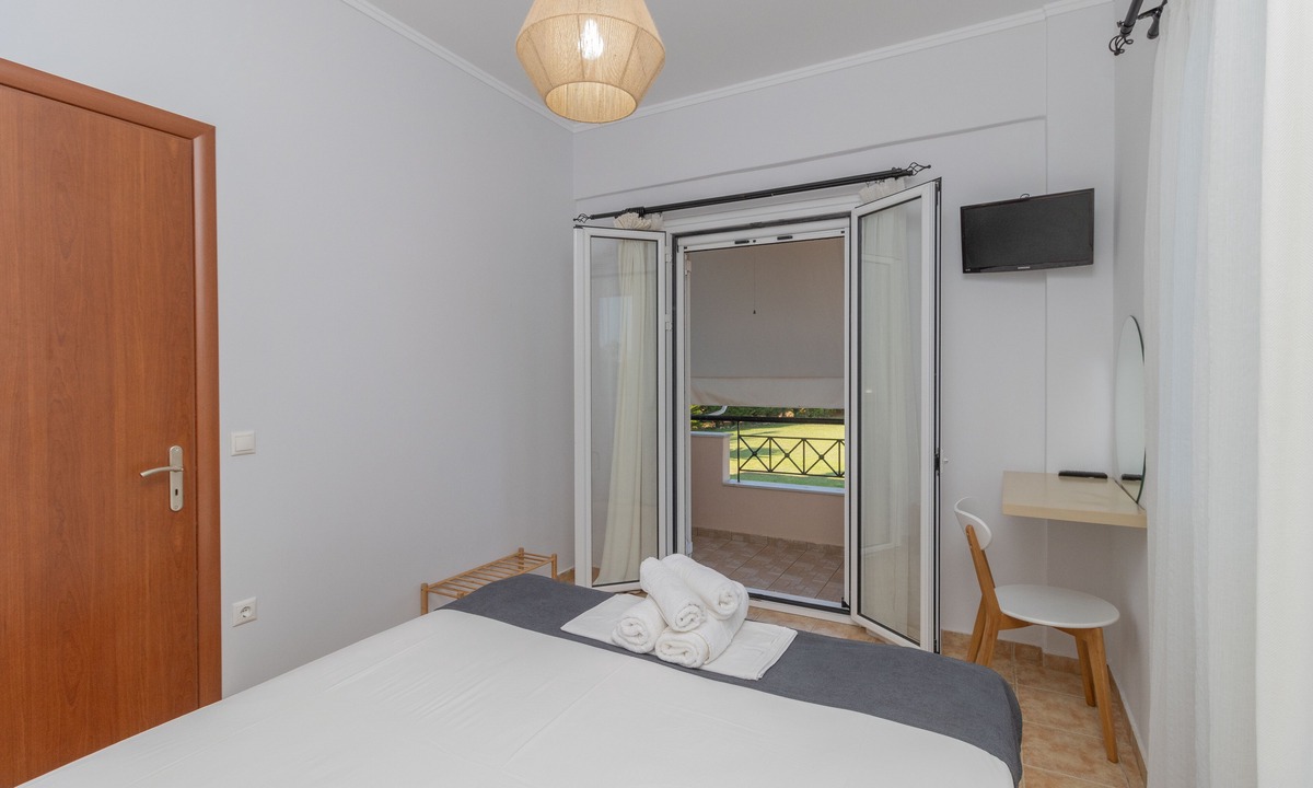 Gargaliani Apartment | Lagouvardos Apartments
