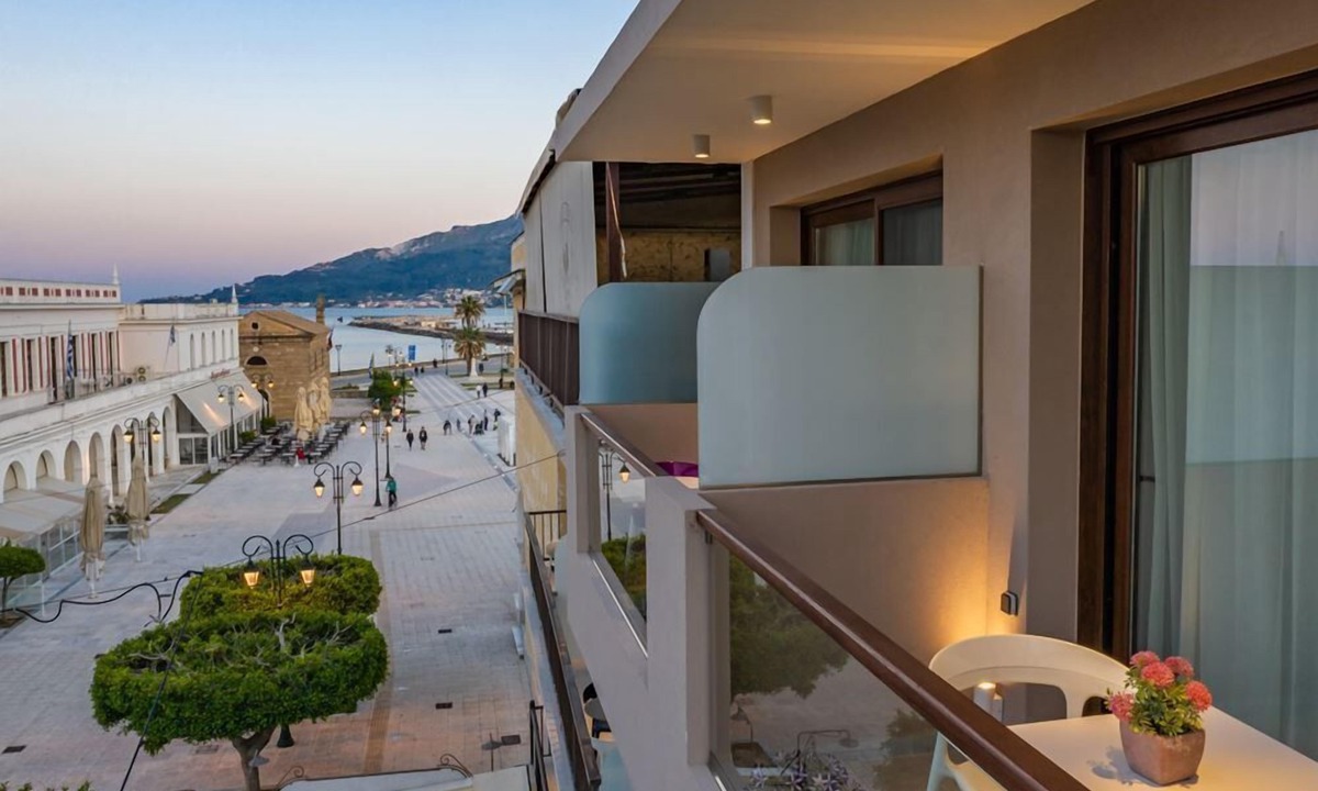 Zakynthos Town Apartment | Alektor Studios & Apartments