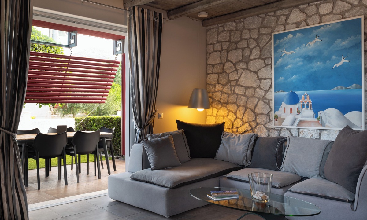 Tiros Apartment | Tyros Boutique Houses