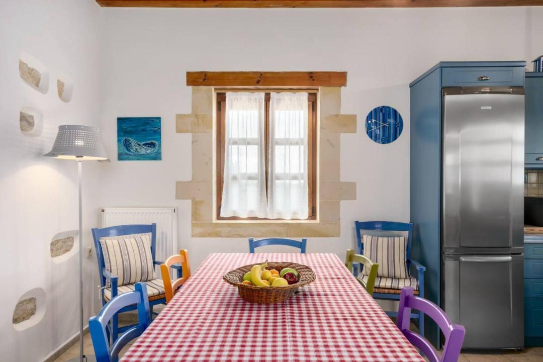 Pikris Villa | Arodamos Villa with a pool, children's games, and BBQ, perfect for 23 people!