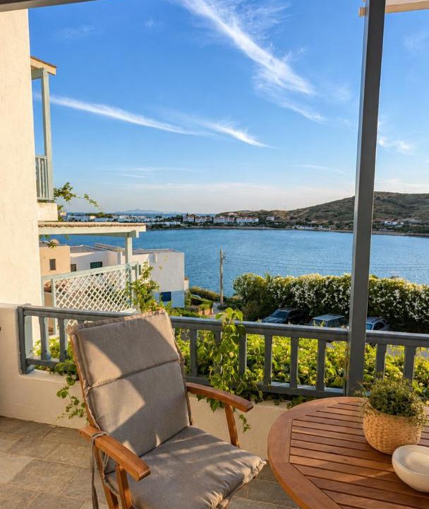 Lavreotiki Apartment | Olga's Aegean Breeze Retreat