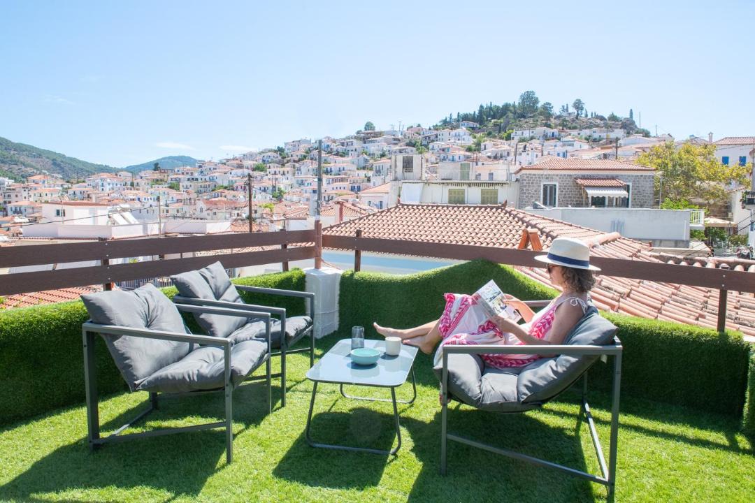 Poros House | MARIA'S Roof Top View