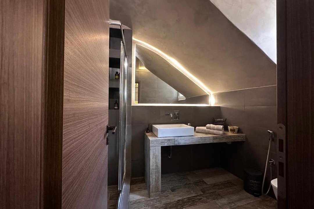 Kolokinthou Apartment | Iliana Peristeri 6 min walk to Metro station