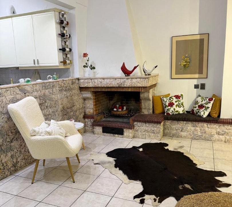 Mousio Apartment | Felicias Urban Apartment in Exarchia Fast WiFi
