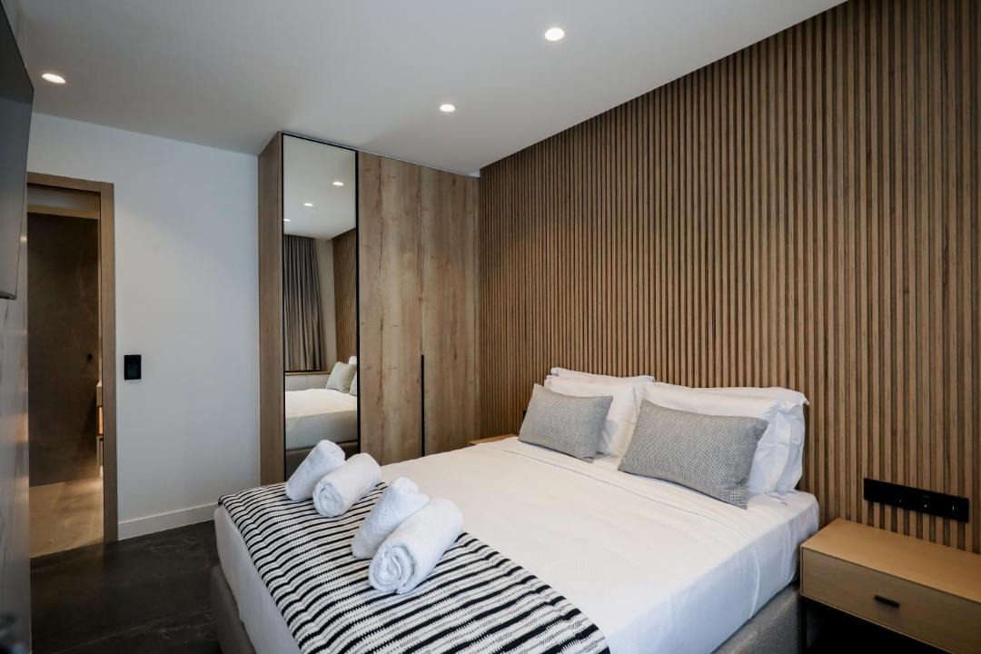 Athens City Centre Apartment | The Philosopher's Temple