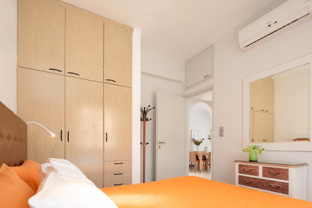 Vlichada Villa | Villa Apelia - Family Holidays Deals