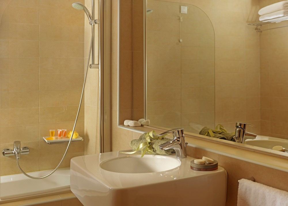 Photo of Bathroom in Elefsina