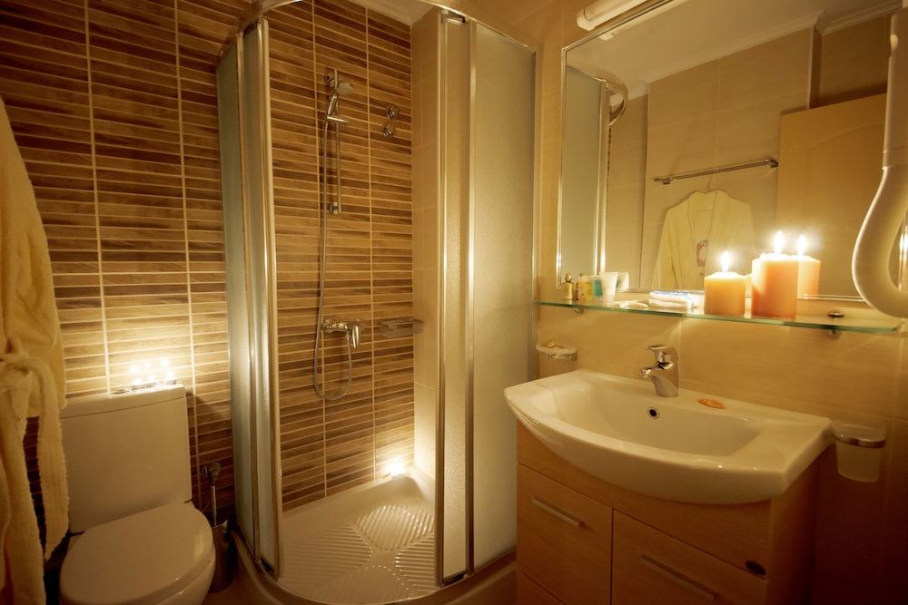 Photo of Bathroom in Pineios