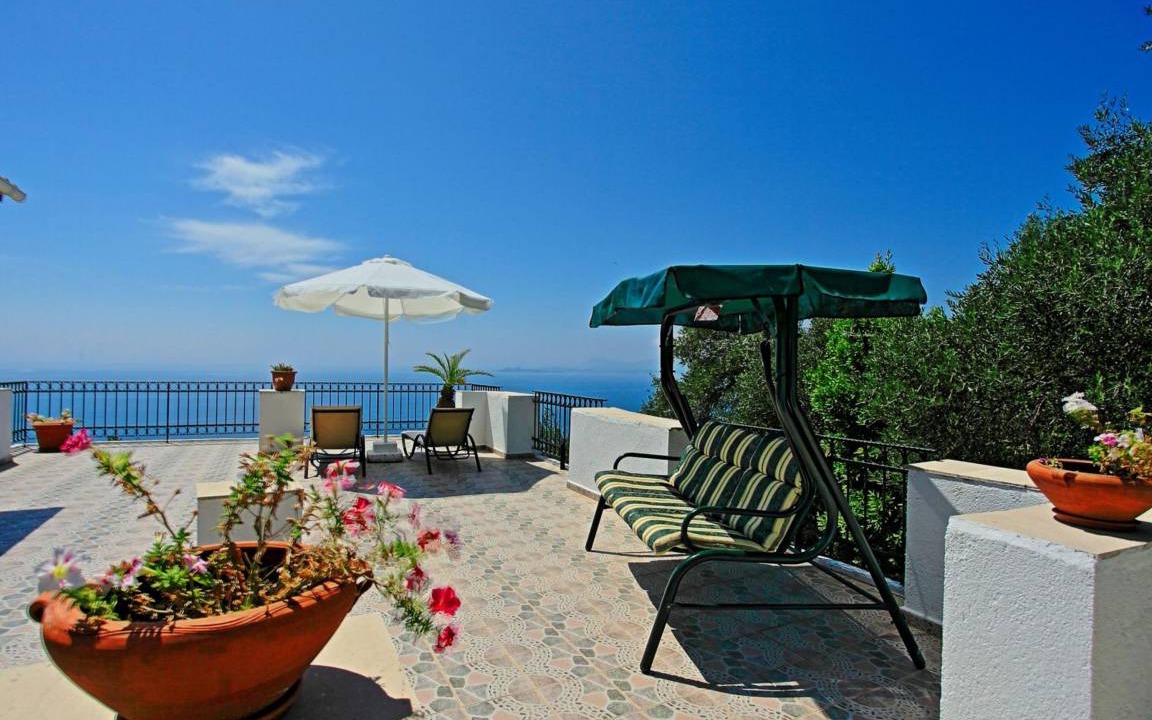 Photo of Patio Balcony in Nisaki
