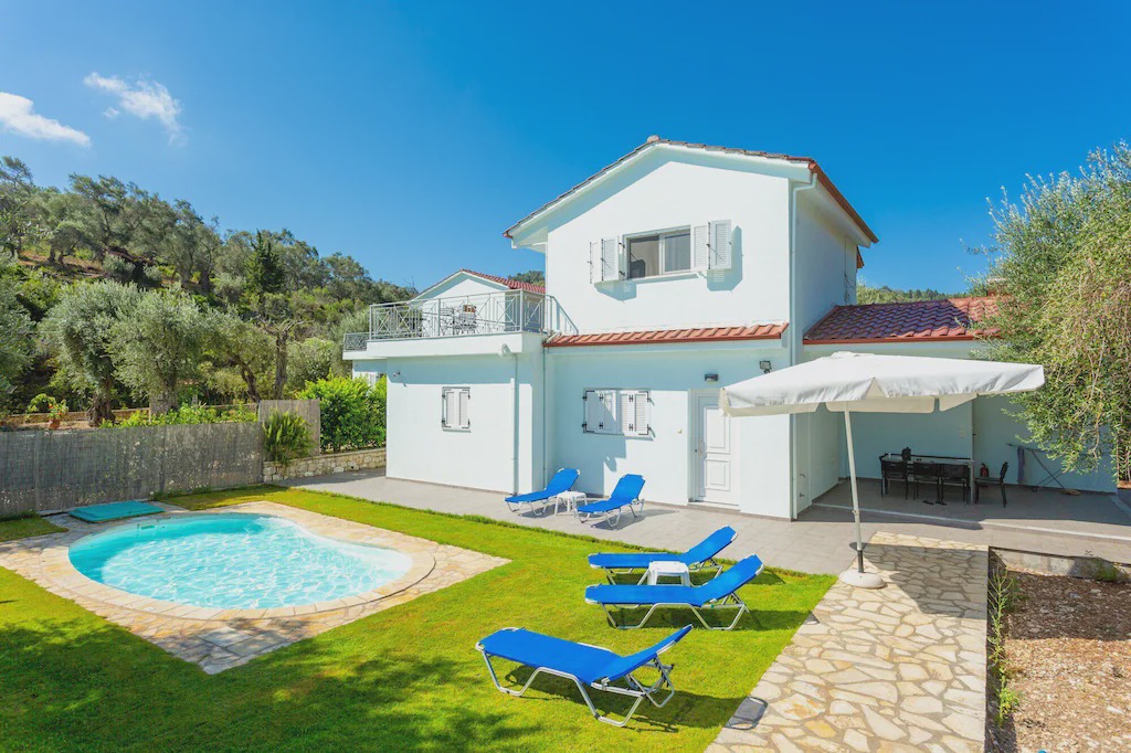 Photo of Outdoor in Longos