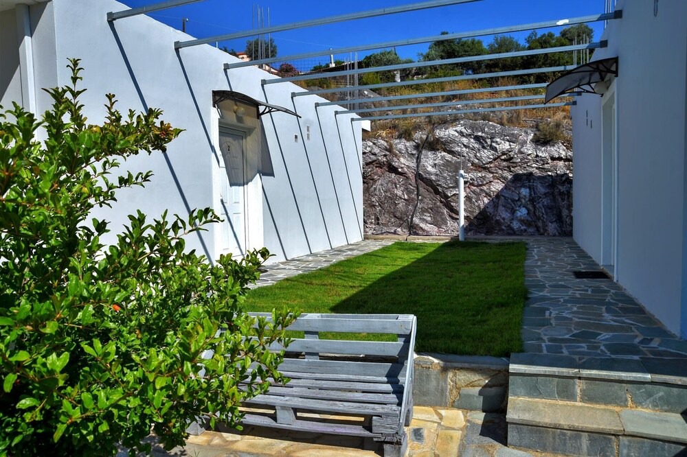 Photo of Outdoor in Eretria