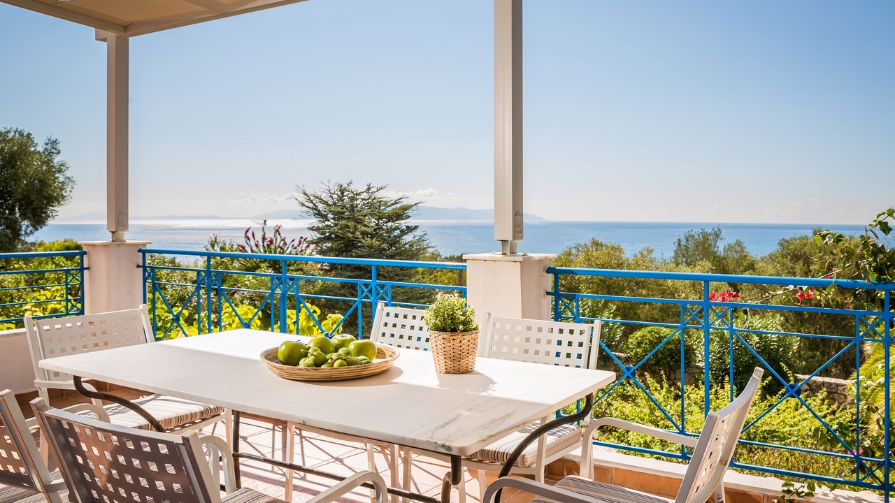 Photo of Patio Balcony in Leivathos