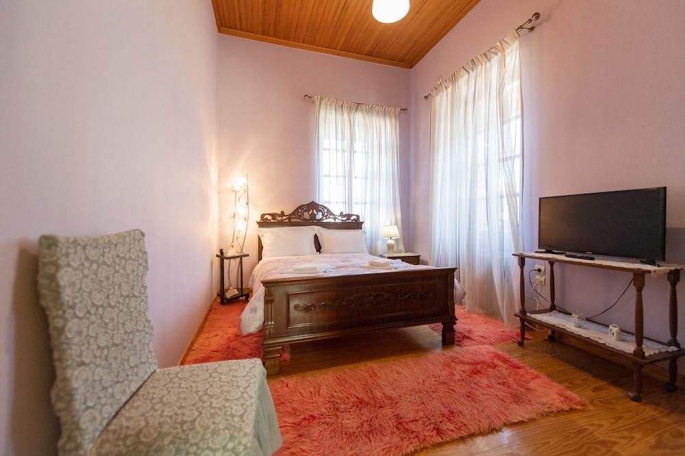 Photo of Bedroom in Rododafni