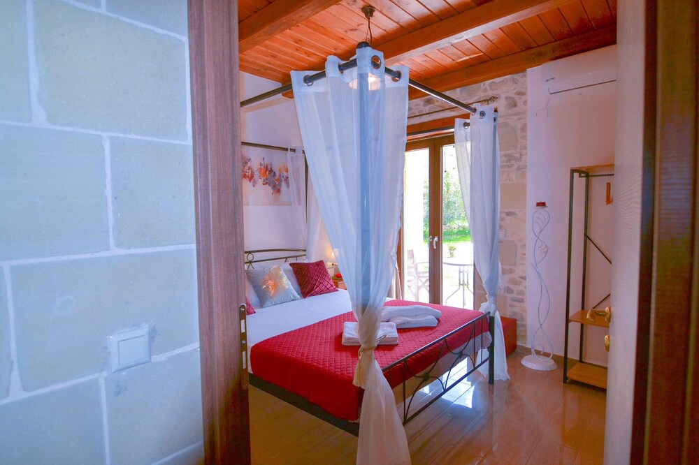Photo of Bedroom in Kissamos