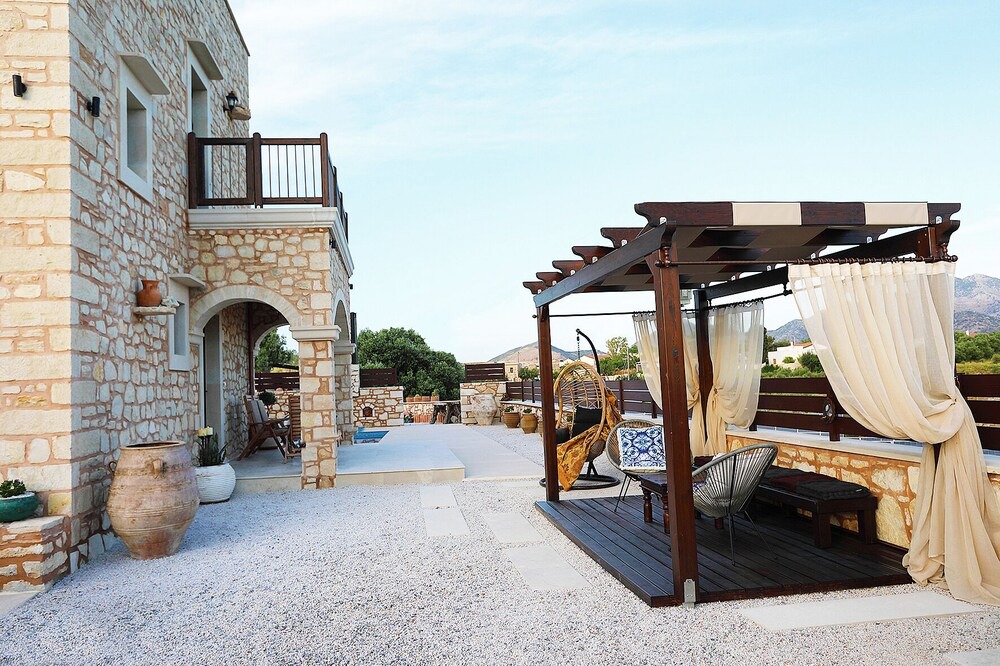 Photo of Outdoor in Roumeli