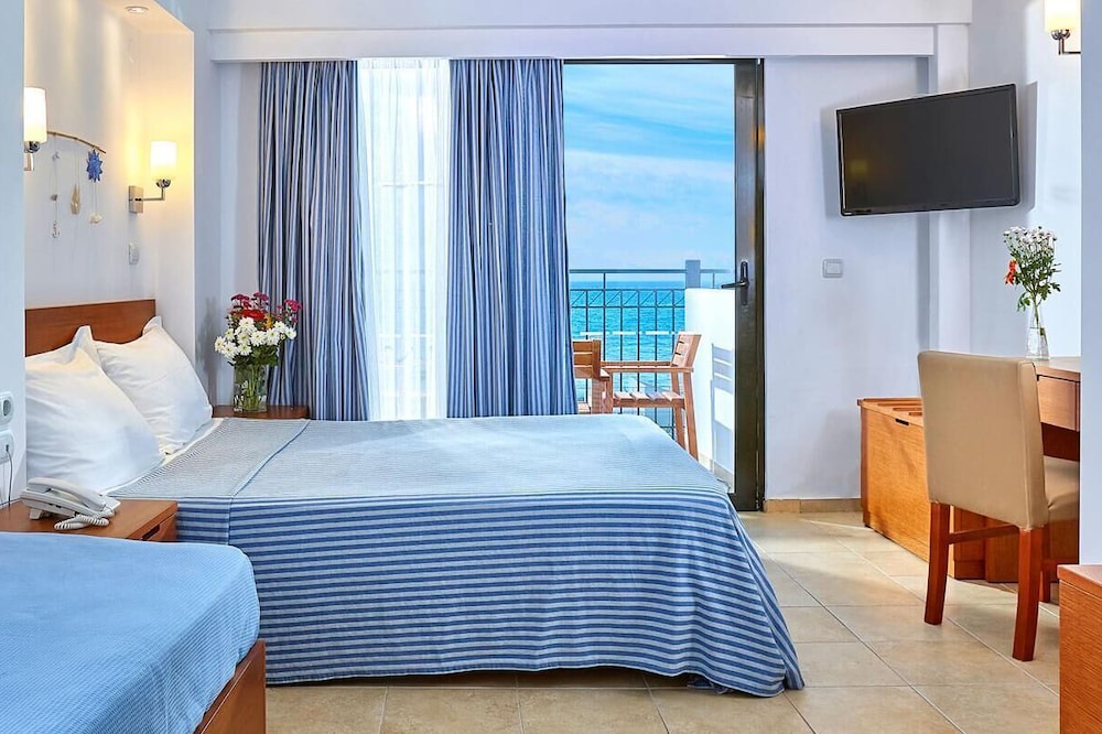 Photo of Bedroom in Koutouloufari