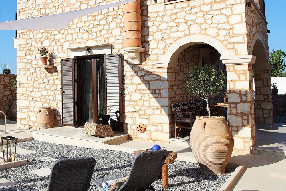 Photo of Outdoor in Roumeli