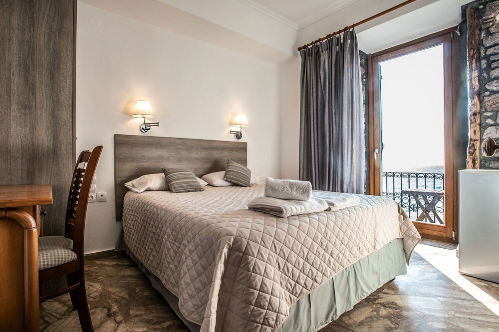 Photo of Bedroom in Myrina