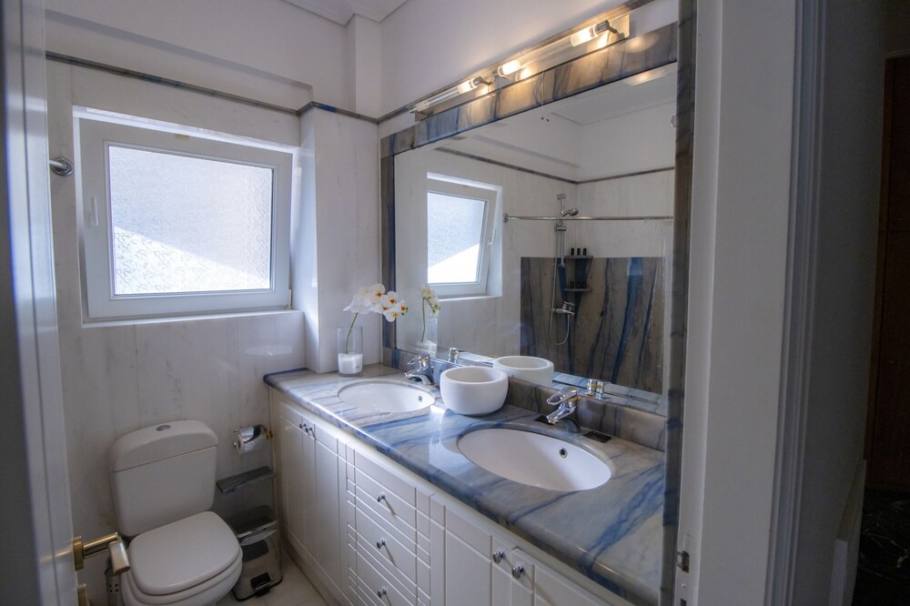 Photo of Bathroom in Nea Makri