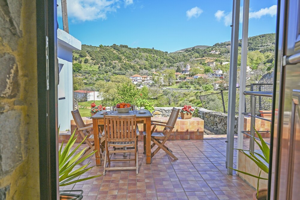 Photo of Outdoor in Elos